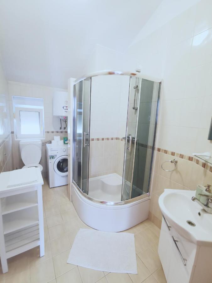 Apartmani Vukovic Rab Town Zewnętrze zdjęcie