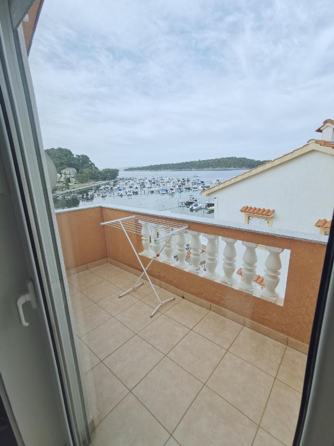 Apartmani Vukovic Rab Town Zewnętrze zdjęcie