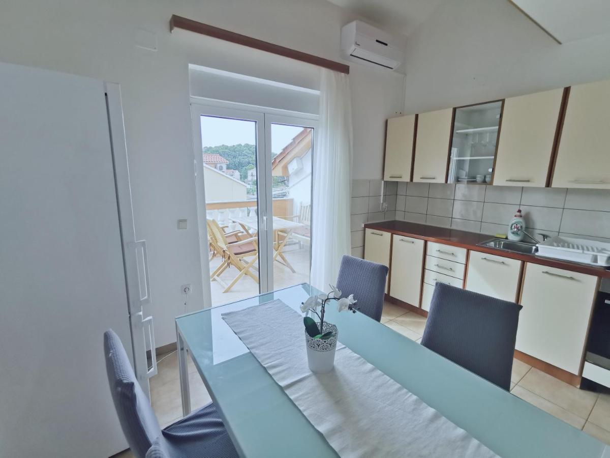 Apartmani Vukovic Rab Town Zewnętrze zdjęcie