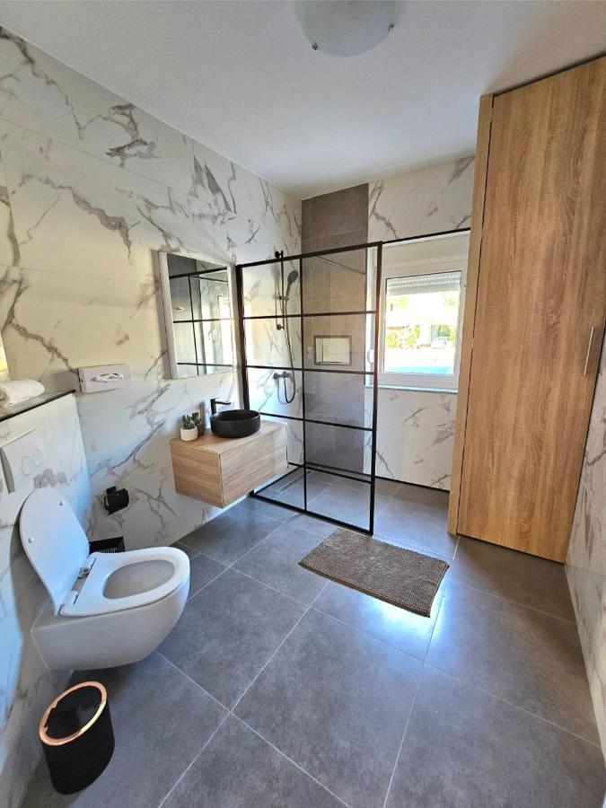 Apartmani Vukovic Rab Town Zewnętrze zdjęcie