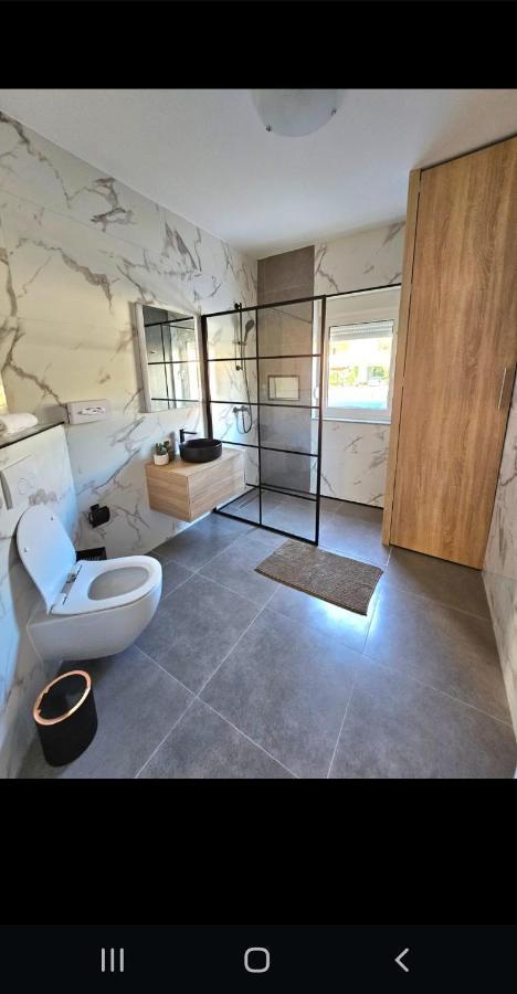 Apartmani Vukovic Rab Town Zewnętrze zdjęcie